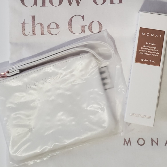 SOLD Monat Skincare Rewind Age Control - Picture 4 of 4